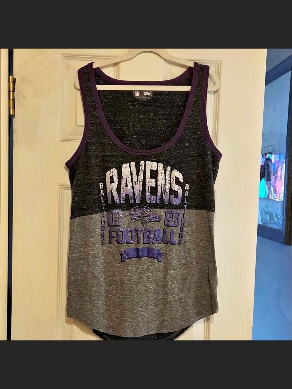 Team Apparel Black Heather NFL Baltimore Ravens Logo Shirt